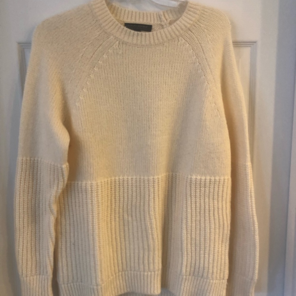 Banana republic wool blend sweater